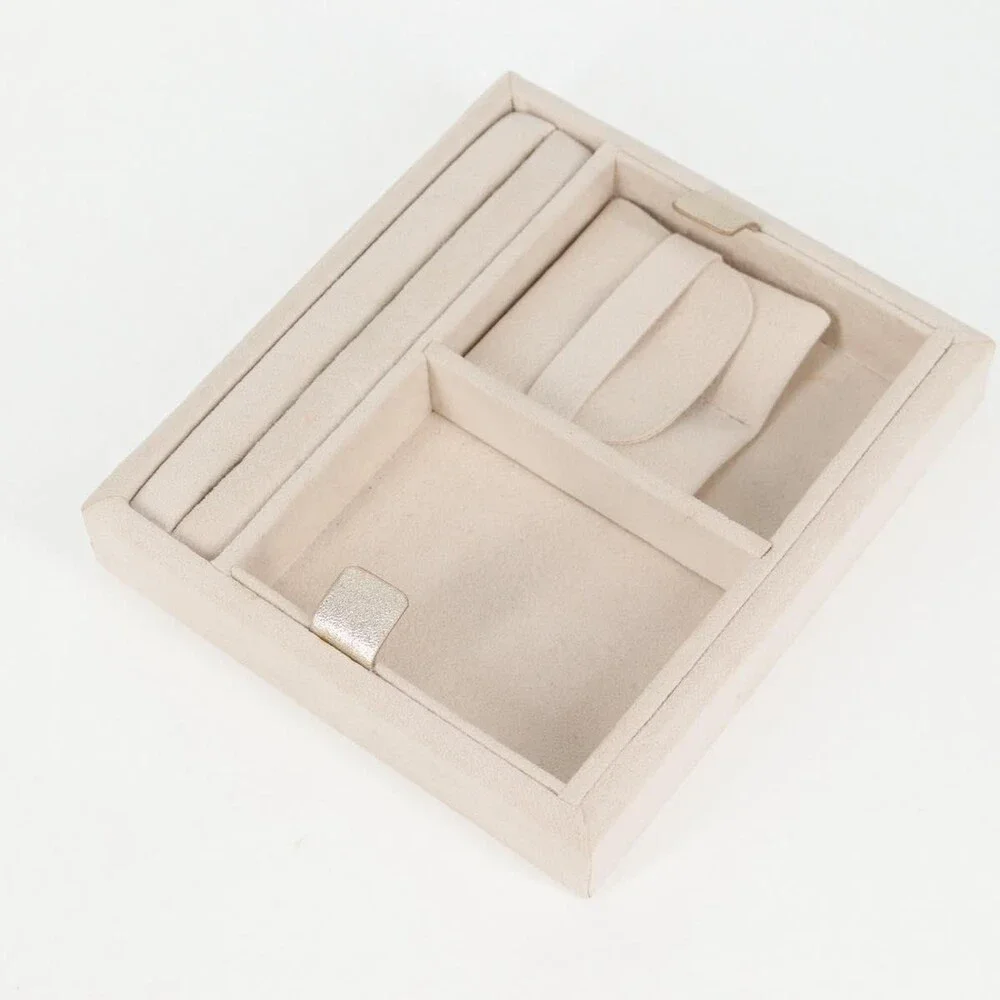 Chanel Matelasse Jewelry Case Jewelry Box - Picture 8 of 8